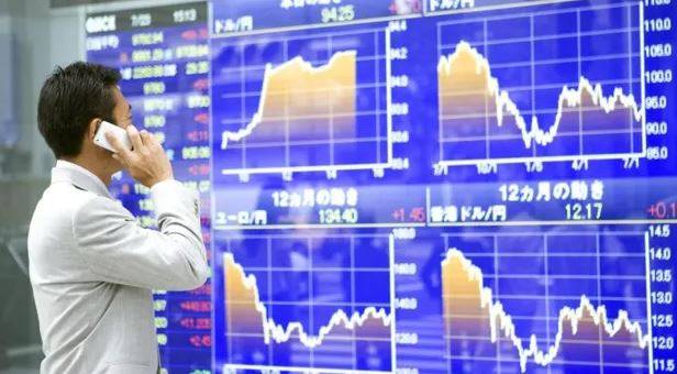 أسهم اليابان تغلق عند مستوى مرتفع غير مسبوق مع تراجع السندات والين