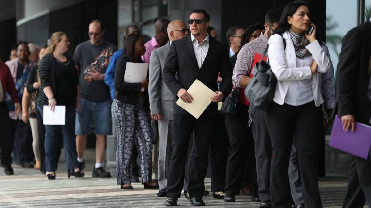 «طلبات إعانة البطالة الأسبوعية» في أمريكا تتراجع 9000