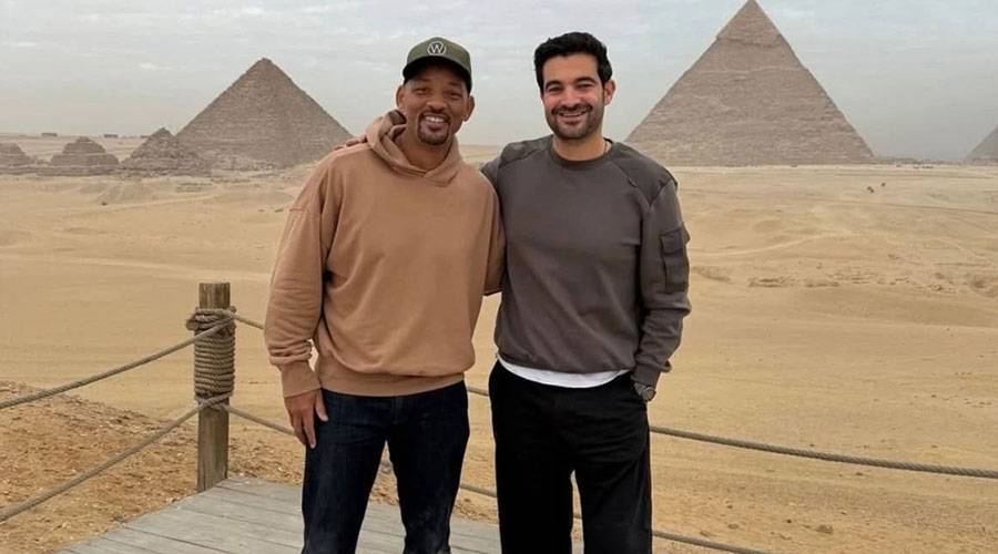 ويل سميث يزور الأهرامات