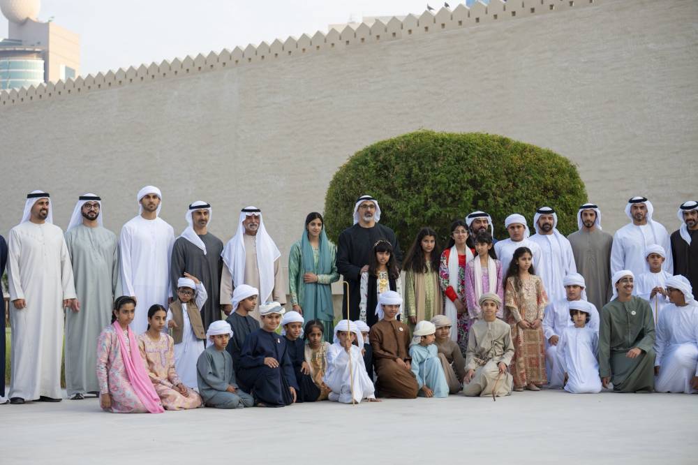 خالد بن محمد بن زايد: مهرجان الحصن يشكل ركيزة أساسية في صون الهوية الوطنية