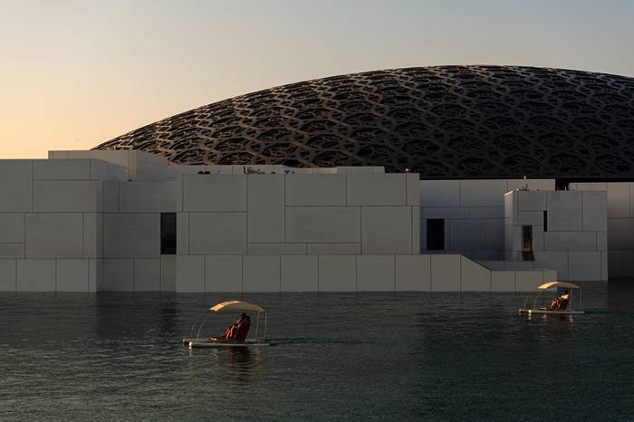 متحف اللوفر في أبوظبي