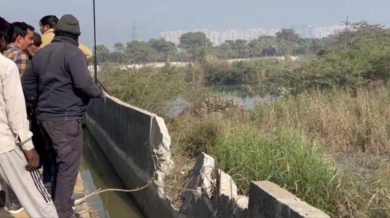 وفاة شاب هندي تثير الغضب.. رفض المنقذون مساعدته خوفاً من المياه الباردة