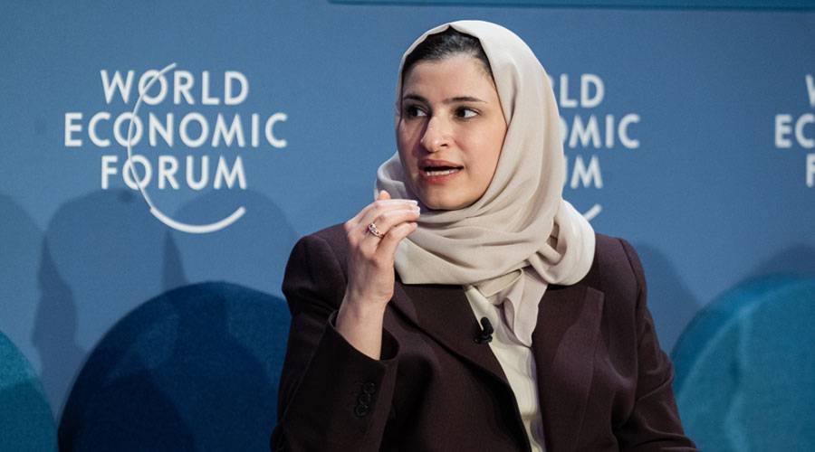 سارة الأميري: تمكين الطلبة من أدوات الذكاء الاصطناعي ضمانة لتطورهم الوظيفي مستقبلاً