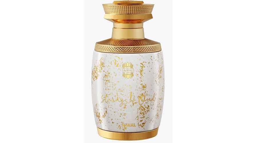 «سترينغز أوف عود» حوار بين العطر والموسيقى