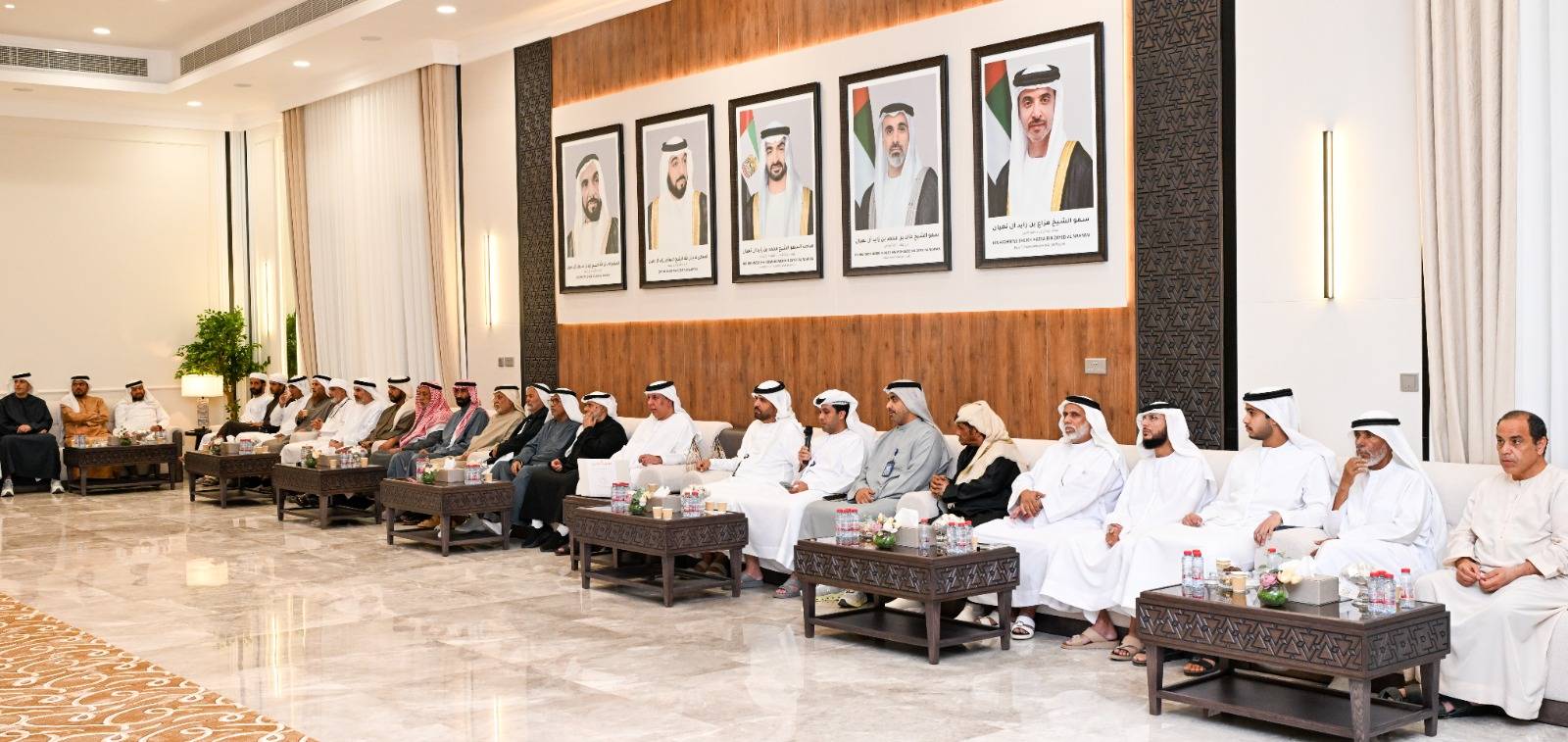 شرطة أبوظبي تناقش «الأسرة الآمنة» وحماية المجتمع من السلوكيات السلبية