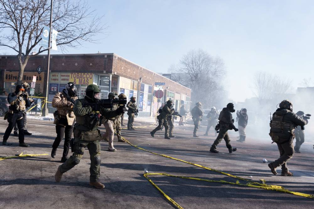 نجمات هوليوود ينددن بمقتل أمريكي بنيران الأمن الفيدرالي في مينيابوليس