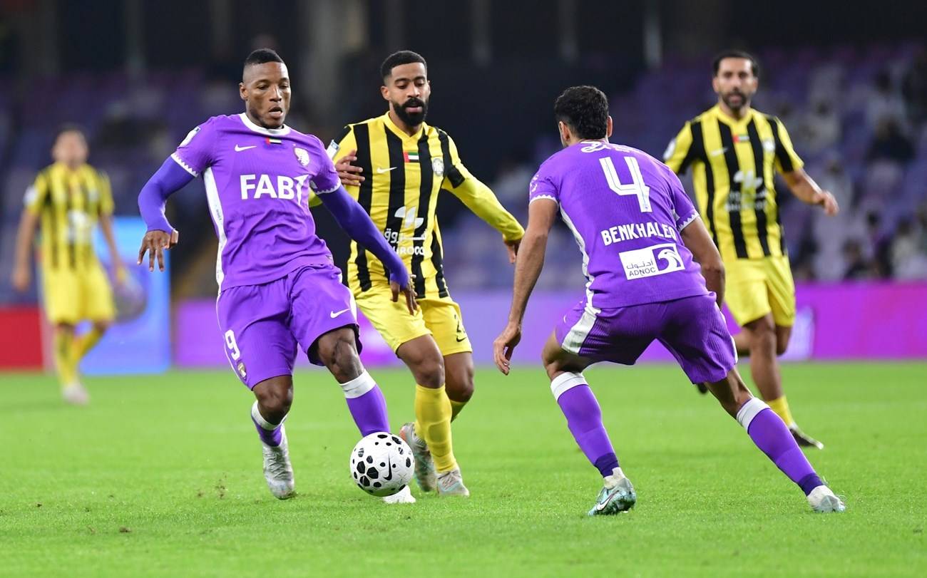 من مباريات كلباء والعين