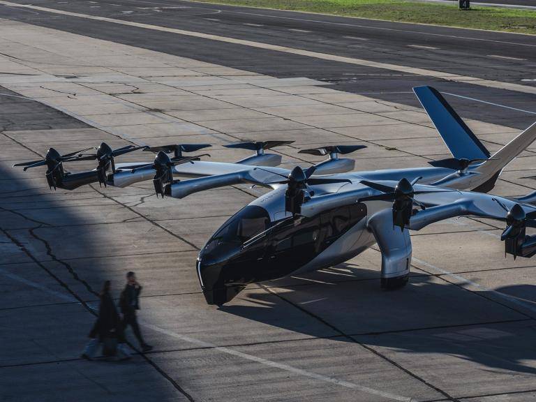 لوس أنجلوس تستعد لعصر التاكسي الطائر قبل أولمبياد 2028