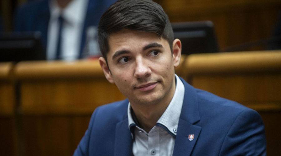 برلماني أوروبي: انسحاب الإمارات من جنوب اليمن سبب فراغاً أمنياً خطراً (فيديو)