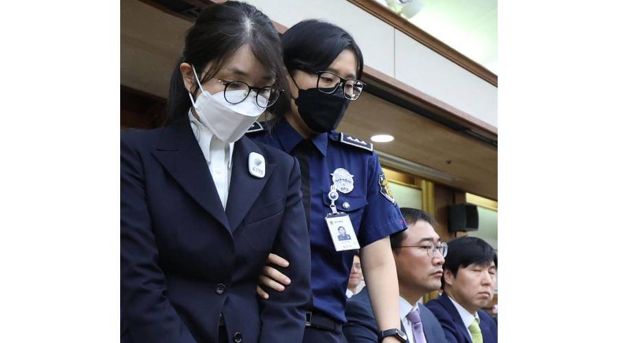 السجن 20 شهراً للسيدة الأولى السابقة في كوريا الجنوبية