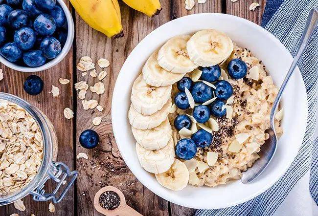 أحدث قائمة طبية في 2026.. فواكه «ممنوعة» وأخرى «مسموحة» لمرضى الكلى