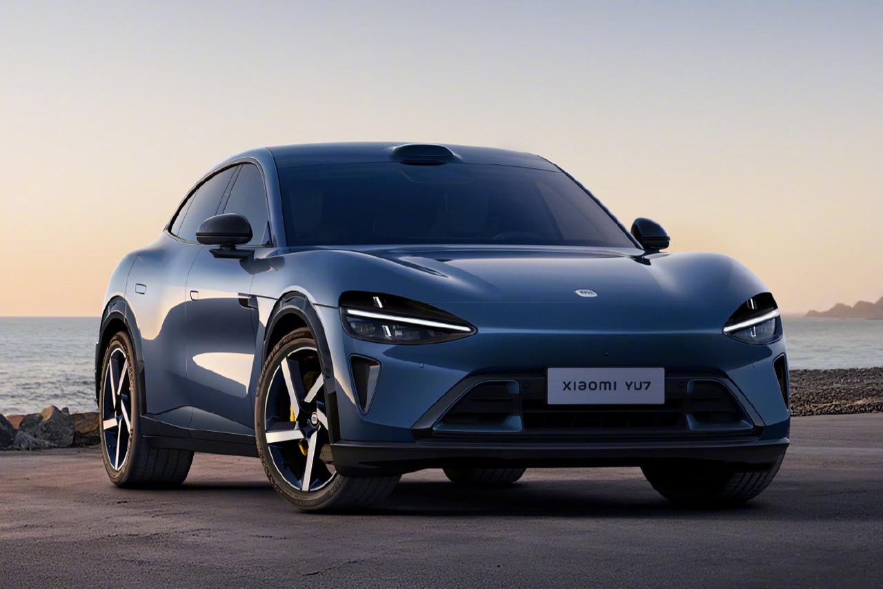 شاومي «واي يو سفن» YU7 الرياضية الكهربائية متعددة الاستخدامات