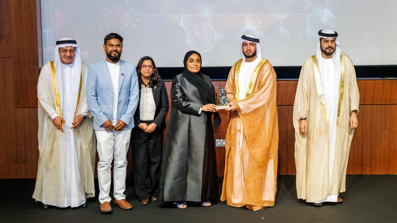 «مؤسسة حمدان بن راشد» تختتم دورة الجوائز الطبية 2025 بتكريم رسمي