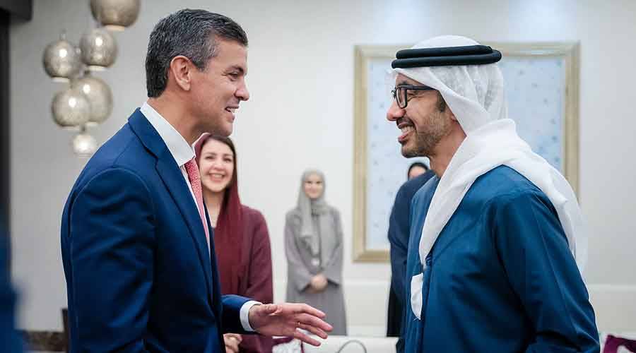عبدالله بن زايد: الإمارات حريصة على توسيع التعاون مع الباراغواي ودول أمريكا اللاتينية
