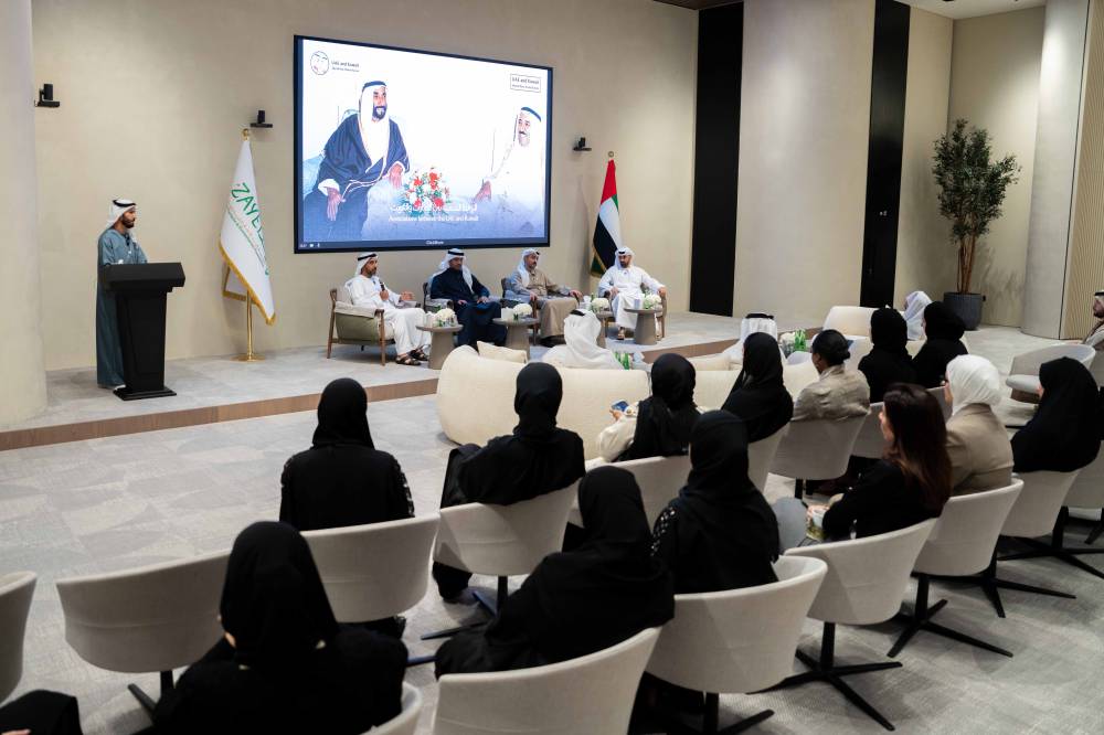 «زايد الإنسانية» تنظم فعالية ثقافية