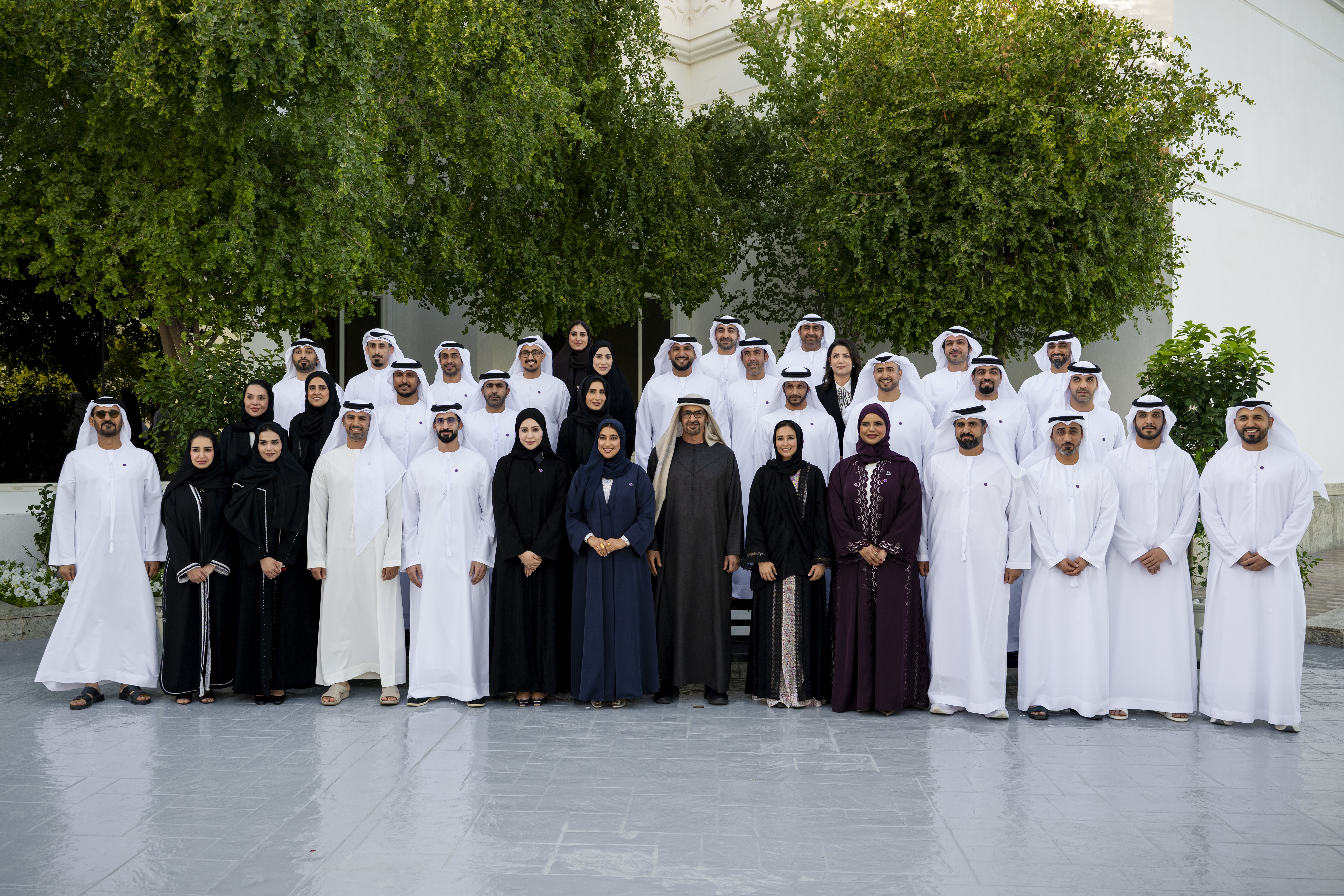 محمد بن زايد: برنامج القادة الإماراتيين من الصف الثاني يبني جسوراً نحو العالم (فيديو)