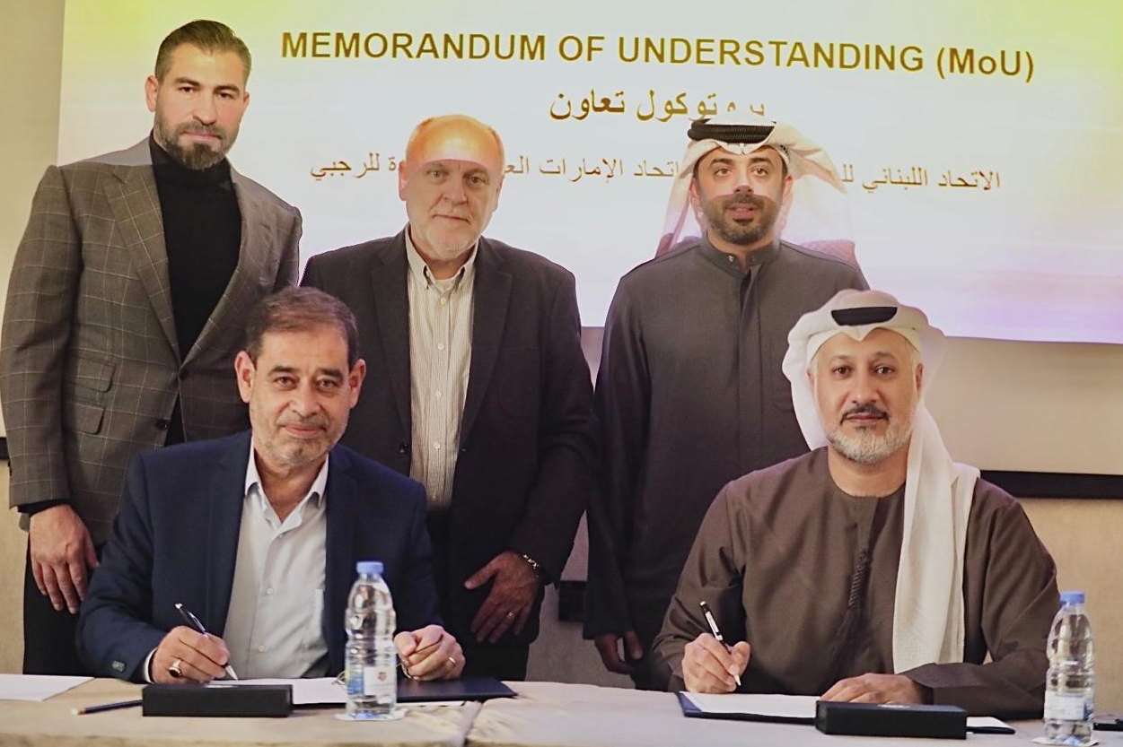 محمد الزعابي ومحمد عاصي يوقعان الاتفاقية