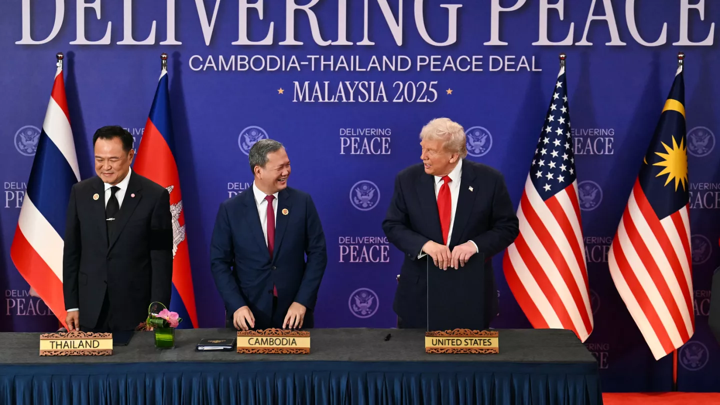 رئيس وزراء كمبوديا: تايلاند تحتل أراضي بعد وقف إطلاق النار