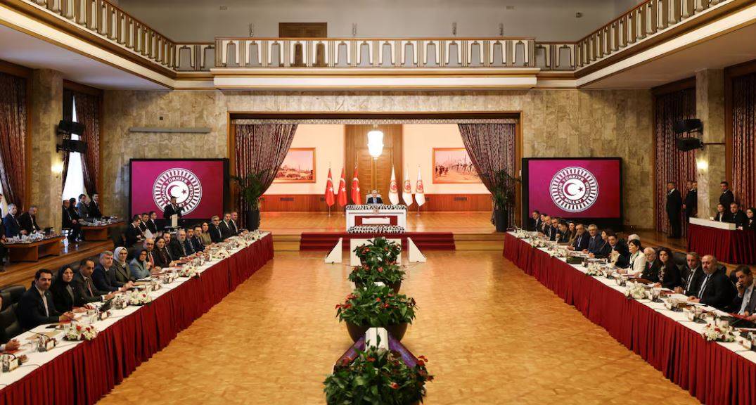 البرلمان التركي يؤيد بأغلبية كبيرة السلام مع «العمال الكردستاني»