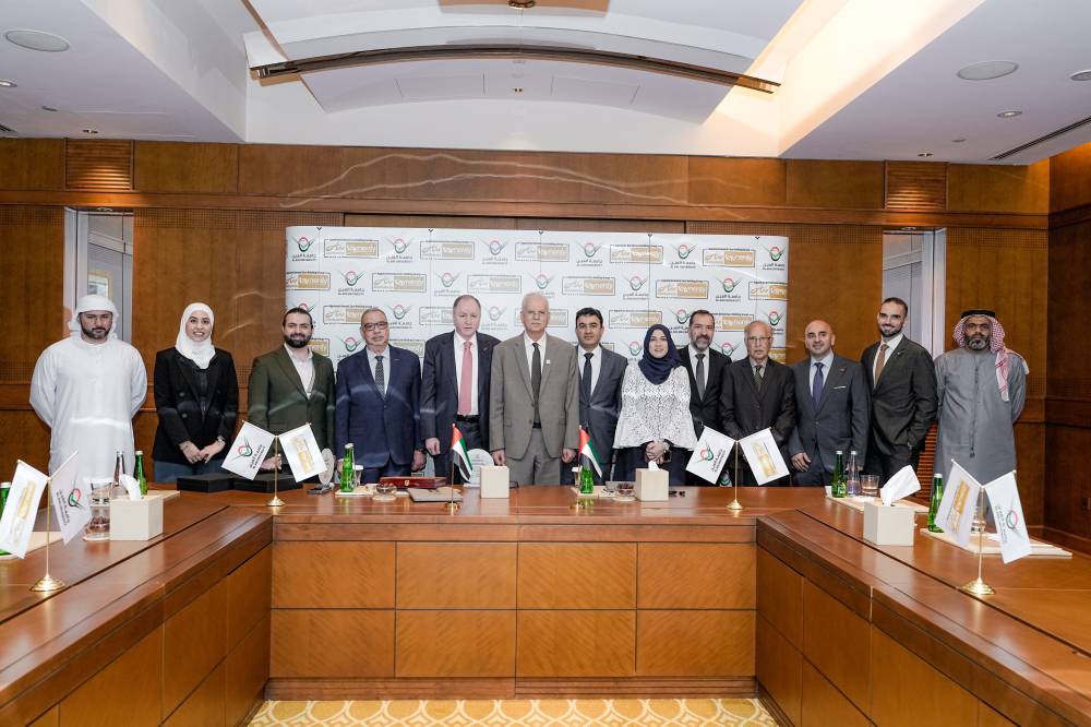 جامعة العين و«أبولونيا وسينيرجي» تعززان منظومة التعليم الطبي والتدريب السريري