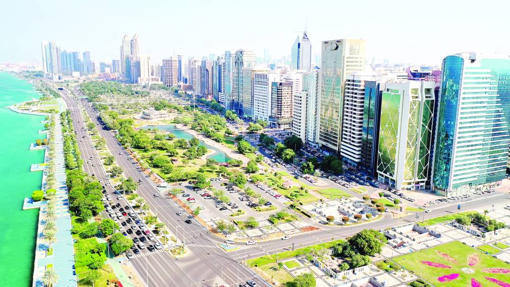 عقارات أبوظبي تواصل النمو