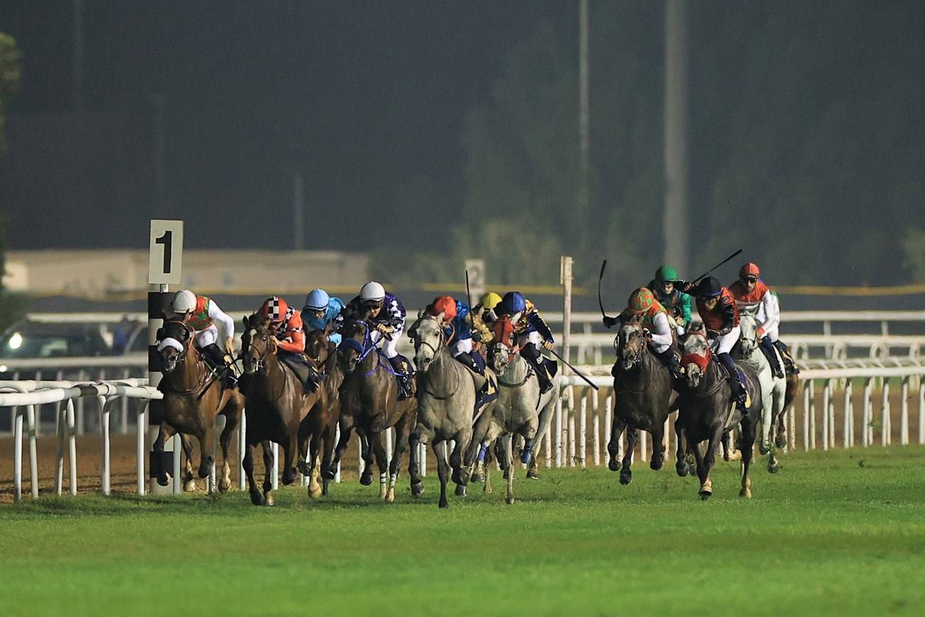 إثارة وسرعة خلال منافسات سابقة