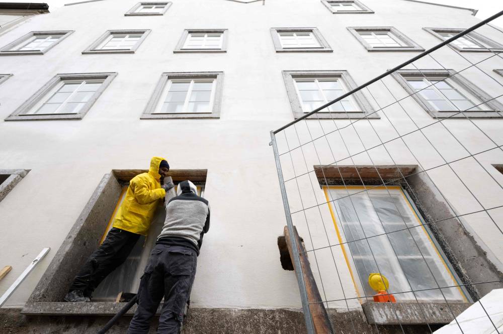 لإبعاد عشاق النازية.. تحويل بيت هتلر في النمسا إلى مركز للشرطة