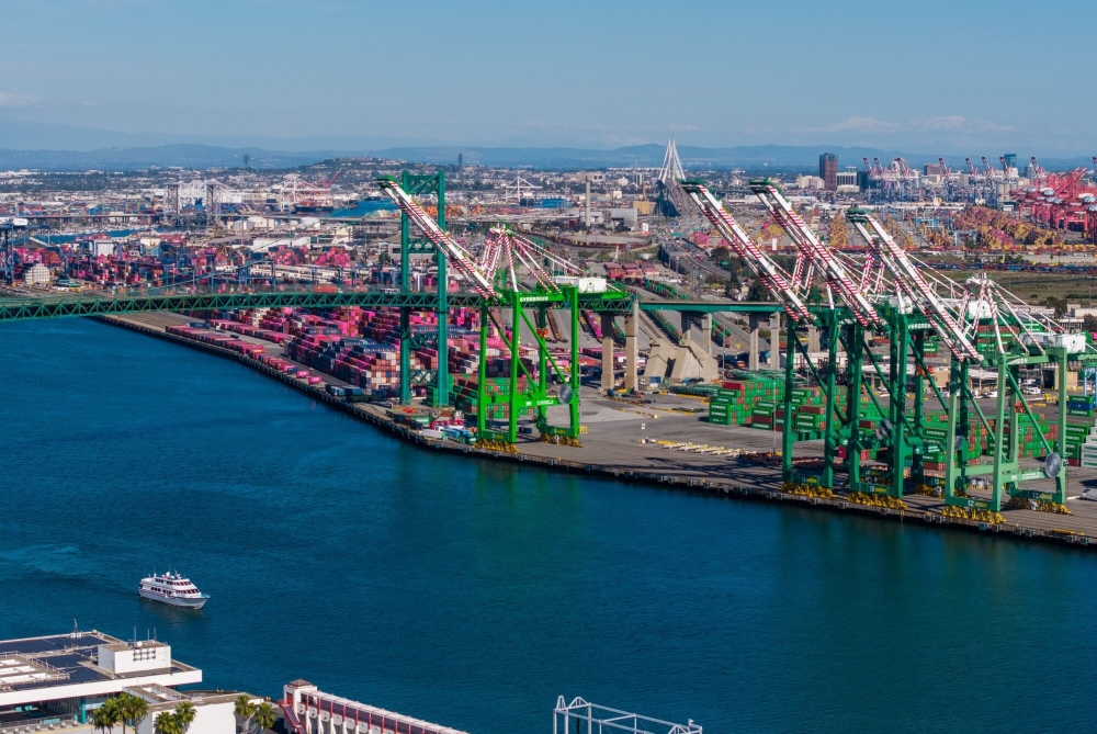 الرسوم الجمركية تربك التجارة العالمية