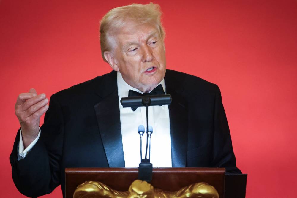 ترامب: سنرسل سفينة مستشفى إلى غرينلاند لمعالجة المرضى