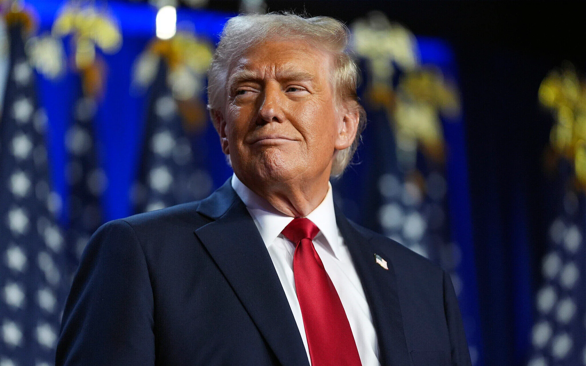 ترامب يدعو المكسيك إلى «تكثيف» الجهود ضد عصابات المخدرات