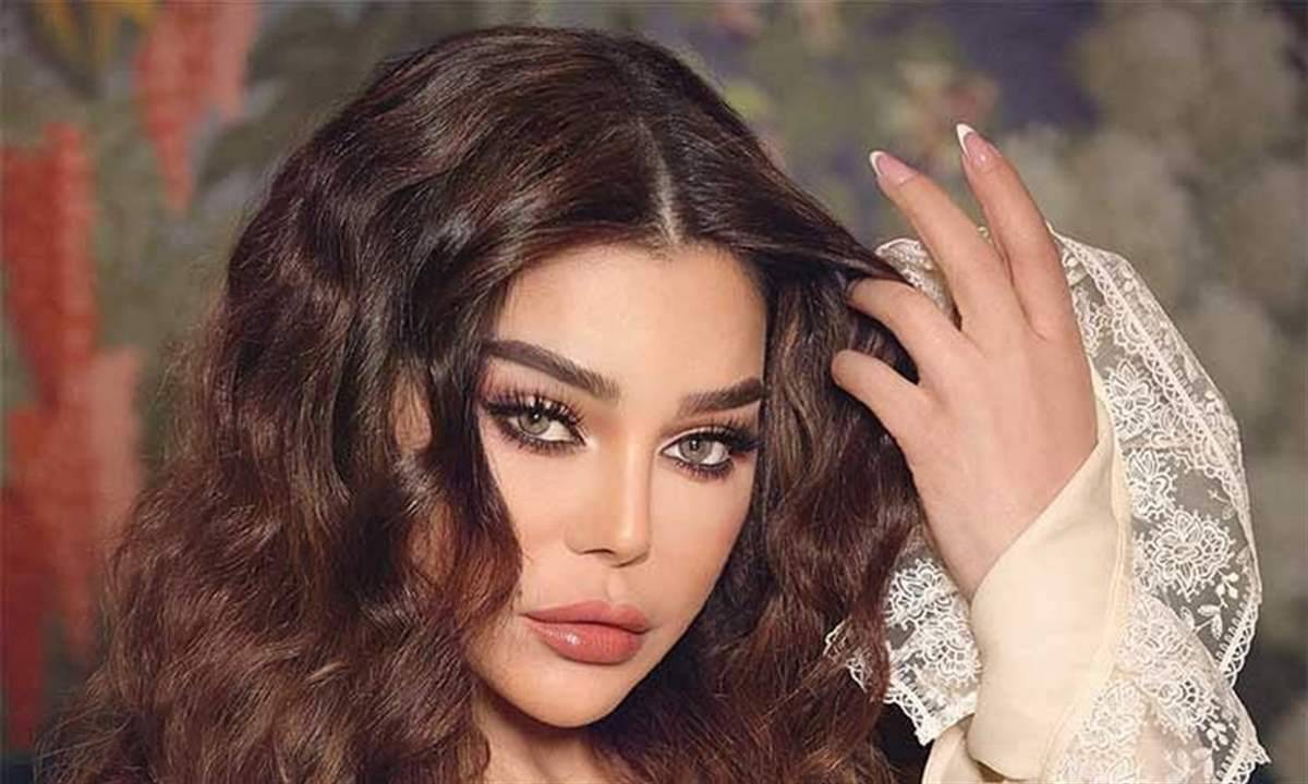 هيفاء وهبي تقاضي طبيباً مصرياً بسبب منصات التواصل الاجتماعي