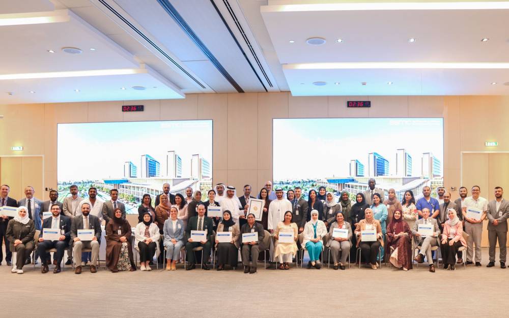 «مدينة شخبوط» تنال إعادة اعتماد الختم الذهبي عن فئة المراكز الطبية