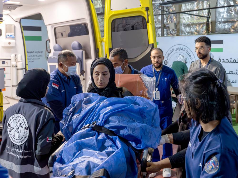 المستشفى العائم يستقبل 7 حالات مرضية قادمة من قطاع غزة