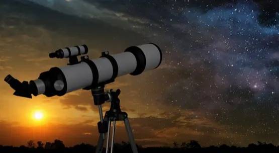 فلكياً.. الجمعة 20 مارس أول أيام عيد الفطر في عُمان