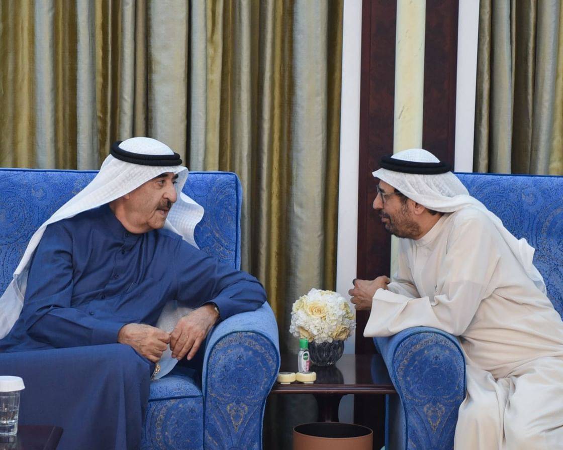 حاكم أم القيوين يستقبل تهاني شهر رمضان من رئيس وأعضاء المجلس الوطني الاتحادي