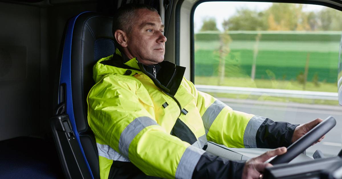 «دولة عربية في دائرة الاستقدام».. أوروبا تبحث عن نصف مليون سائق