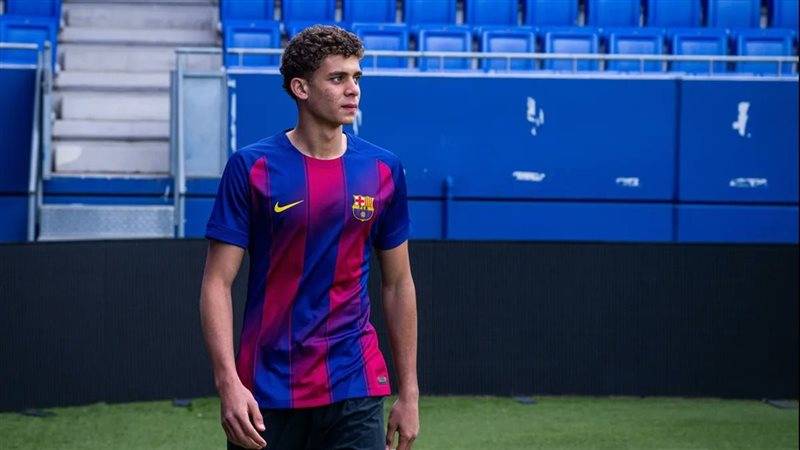 لحظة طال انتظارها.. حمزة عبد الكريم على أعتاب الظهور الأول بقميص برشلونة