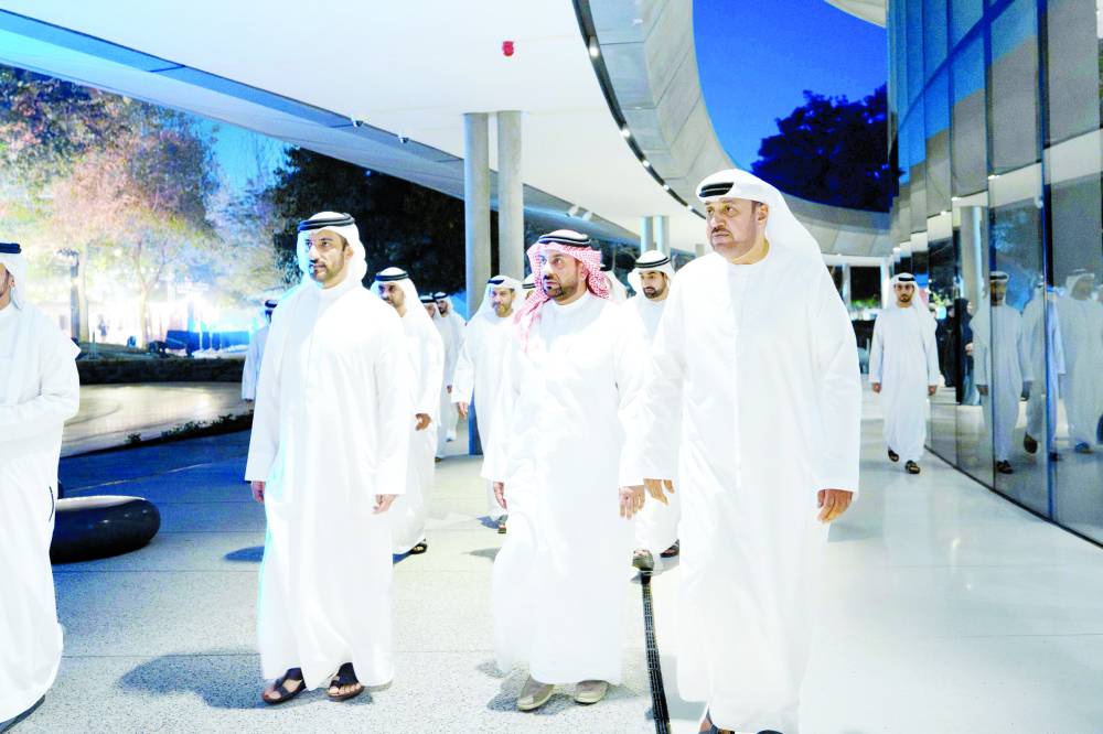 سلطان بن أحمد يشهد فعاليات مجالس التميز بشرطة الشارقة