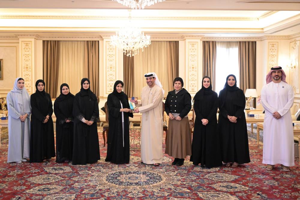 جلسة حوارية تبحث دعم الباحثات والشباب وتمكين المرأة