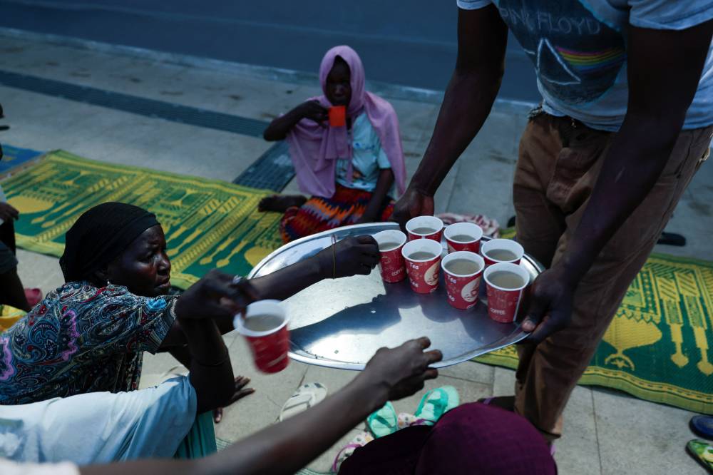 شهر رمضان.. رحلة إيمانية تغذي الروح وتجدد الحياة  