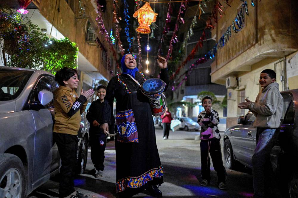 شهر رمضان.. رحلة إيمانية تغذي الروح وتجدد الحياة  