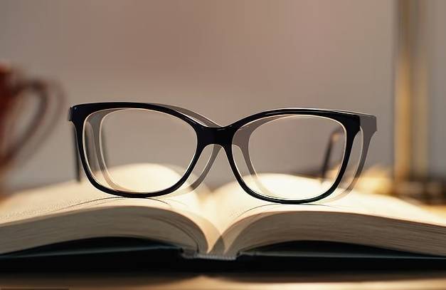 الرؤية المزدوجة ترتبط بالسكتة الدماغية