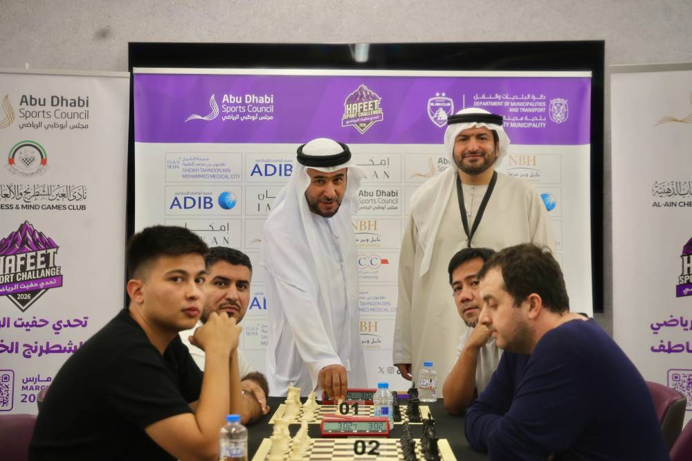 محمد الزرعوني يفتتح الجولة الختامية بحضور هشام الطاهر