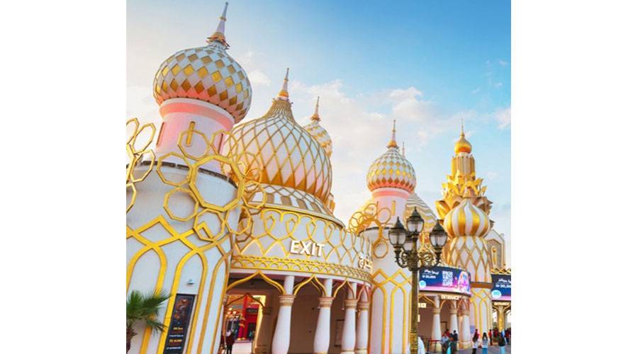 القرية العالمية تمدد إغلاق أبوابها حتى إشعار آخر