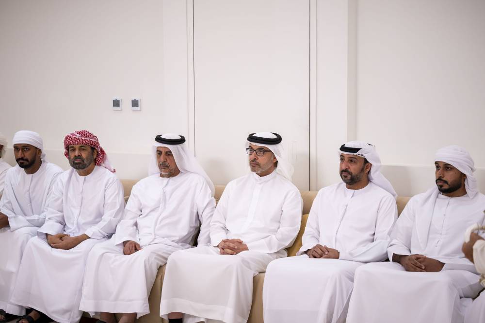 هزاع بن زايد يعزي في شهيد الوطن سعيد البلوشي