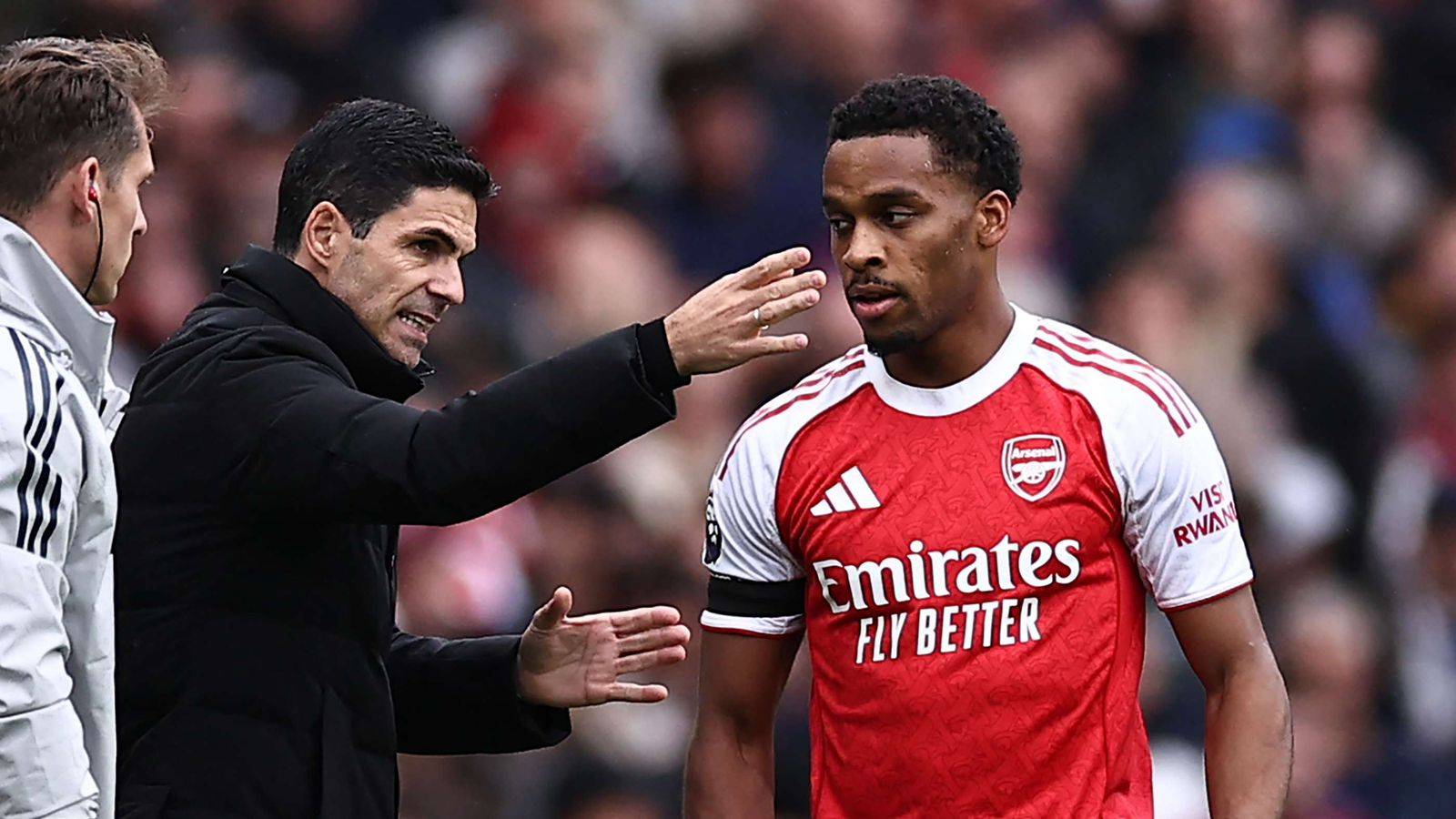 كيفية مشاهدة مباراة باير ليفركوزن وأرسنال في دوري أبطال أوروبا بث مباشر