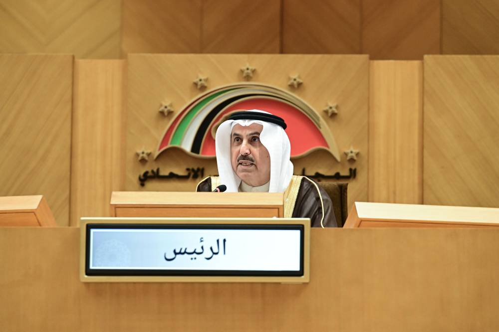 صقر غباش 