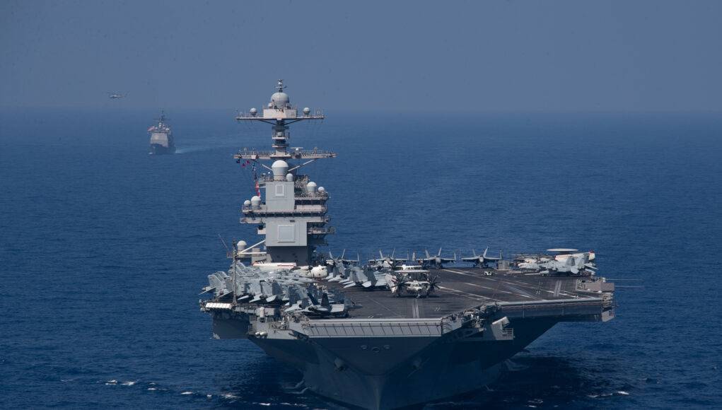 تفاصيل حريق أكبر حاملة طائرات في العالم «جيرالد فورد»