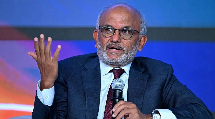 الرئيس التنفيذي لأدوبي يعتزم التنحي بسبب الذكاء الاصطناعي