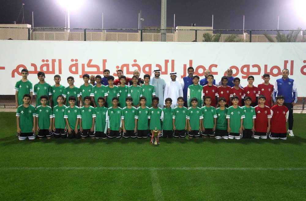 لقطة تذكارية للاعبين المشاركين في البطولة